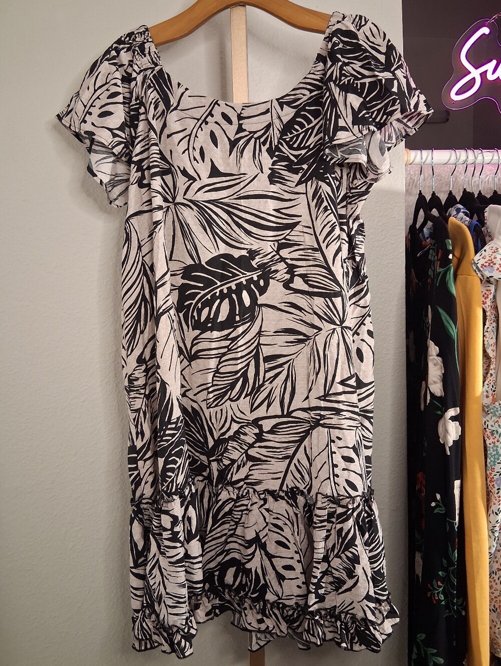 Black And White Tropical Dress No Tags